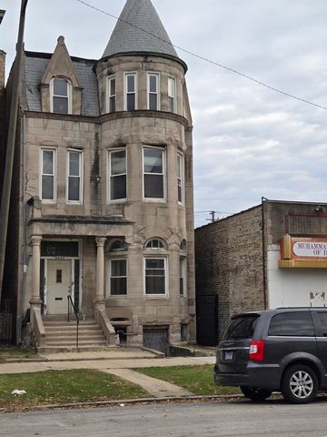 5533 S Michigan Avenue, Chicago, IL 60637