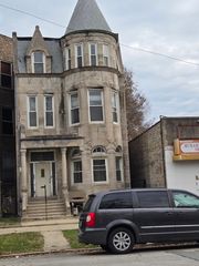 5533 S Michigan Avenue, Chicago, IL 60637