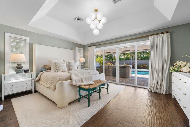 916 SW 37th Court, Boynton Beach, FL 33435