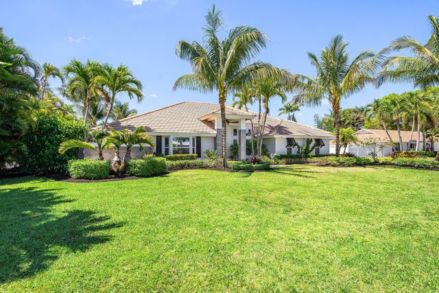 916 SW 37th Court, Boynton Beach, FL 33435