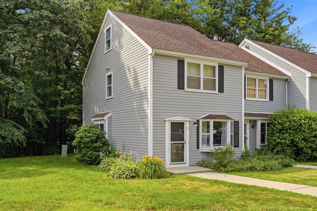 17 Chestnut Circle, Merrimack, NH 03054