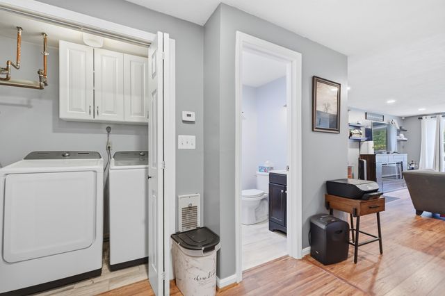17 Chestnut Circle, Merrimack, NH 03054
