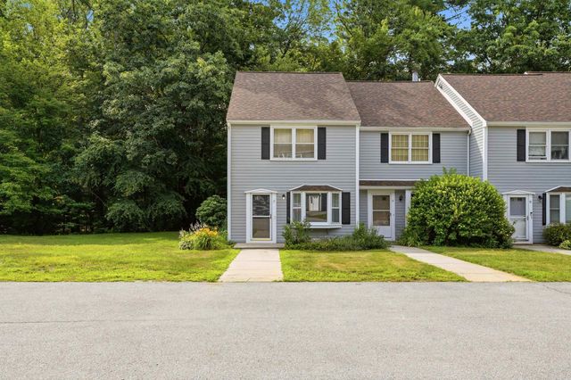 17 Chestnut Circle, Merrimack, NH 03054