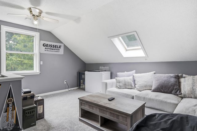 17 Chestnut Circle, Merrimack, NH 03054