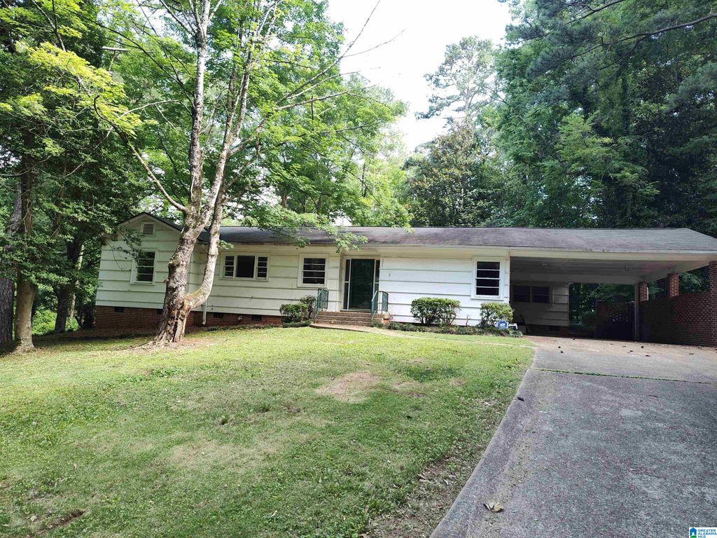 204 PRIMROSE PATH, Sylacauga, AL 35150