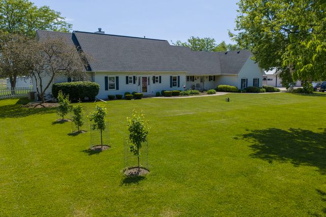 28166 W Wilmot Road, Antioch, IL 60002