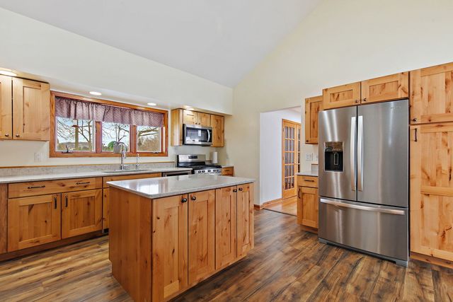 28166 W Wilmot Road, Antioch, IL 60002