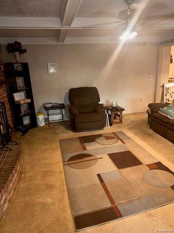 37129 Almont Drive W, Sterling Heights, MI 48310