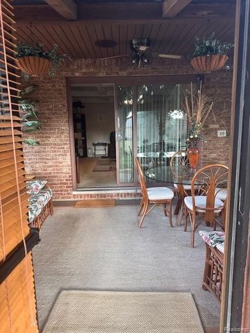 37129 Almont Drive W, Sterling Heights, MI 48310