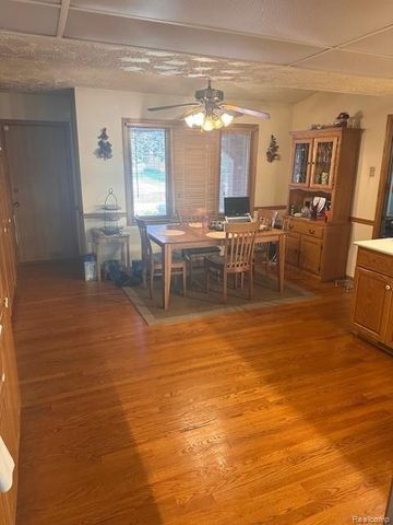 37129 Almont Drive W, Sterling Heights, MI 48310