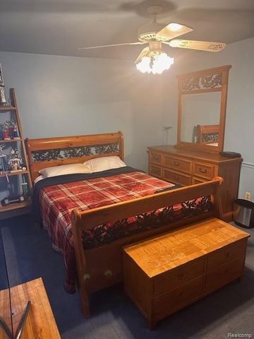 37129 Almont Drive W, Sterling Heights, MI 48310