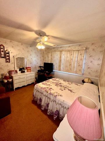 37129 Almont Drive W, Sterling Heights, MI 48310