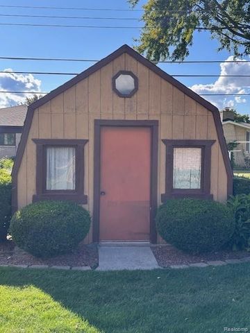 37129 Almont Drive W, Sterling Heights, MI 48310