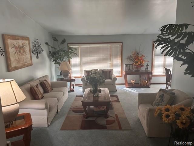 37129 Almont Drive W, Sterling Heights, MI 48310