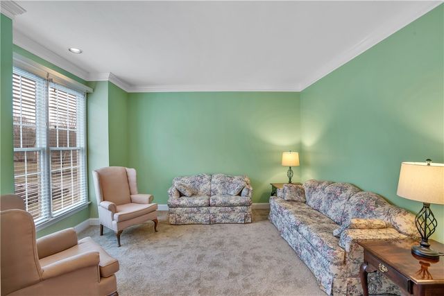 109 Oakview Dr, Cranberry Twp, PA 16066