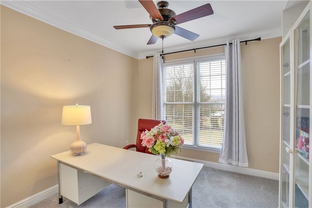 109 Oakview Dr, Cranberry Twp, PA 16066