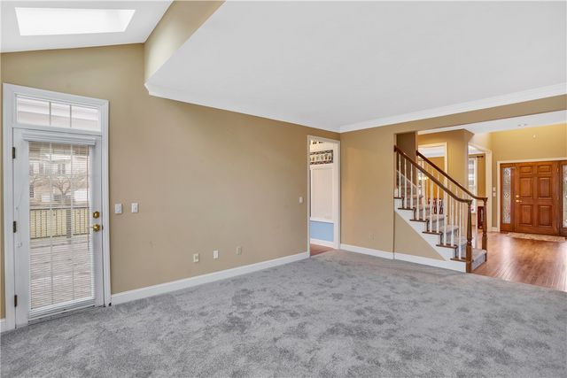 109 Oakview Dr, Cranberry Twp, PA 16066