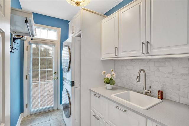 109 Oakview Dr, Cranberry Twp, PA 16066