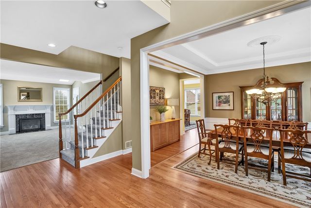 109 Oakview Dr, Cranberry Twp, PA 16066