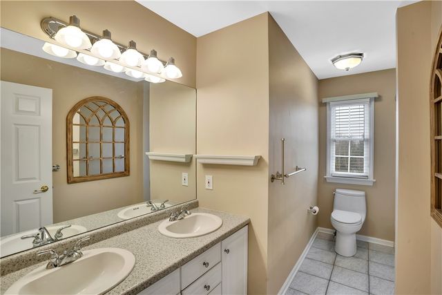 109 Oakview Dr, Cranberry Twp, PA 16066