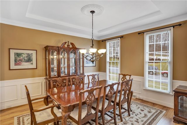 109 Oakview Dr, Cranberry Twp, PA 16066