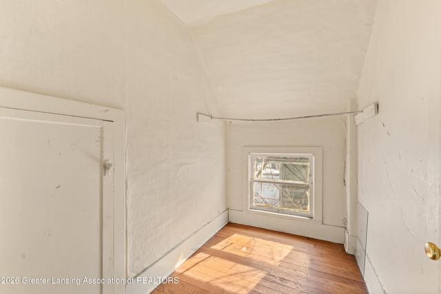 527 Beech Street, Lansing, MI 48912