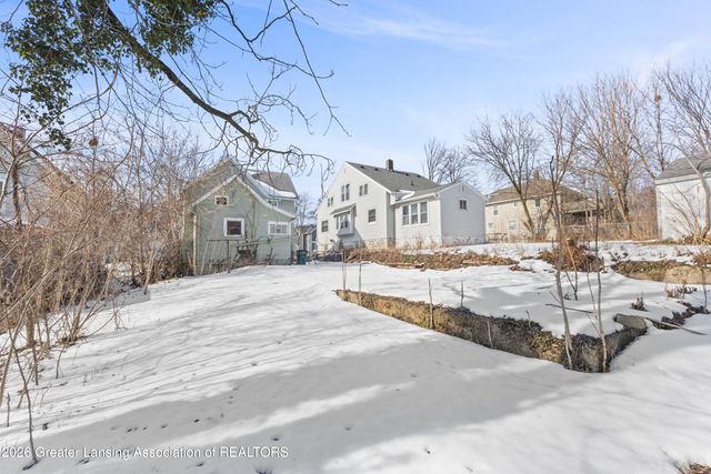 527 Beech Street, Lansing, MI 48912