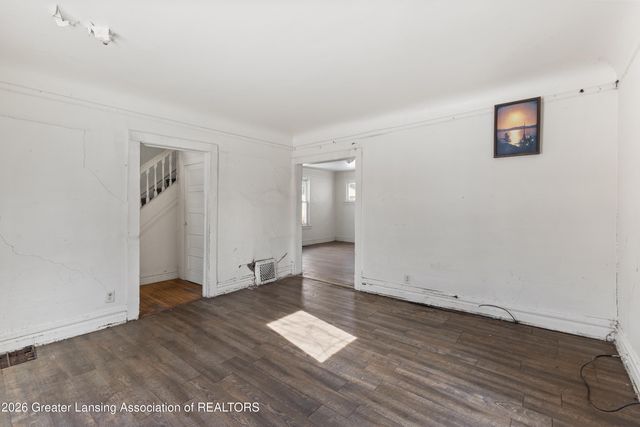 527 Beech Street, Lansing, MI 48912