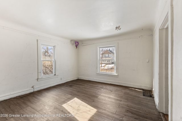 527 Beech Street, Lansing, MI 48912