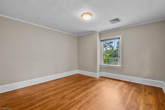 300 Warren Street, Greensboro, NC 27403