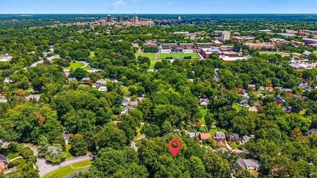 300 Warren Street, Greensboro, NC 27403