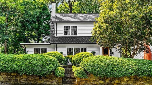 300 Warren Street, Greensboro, NC 27403