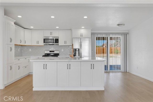 8770 Glendale, Hesperia, CA 92345