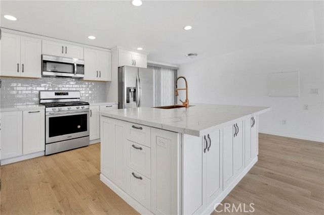 8770 Glendale, Hesperia, CA 92345