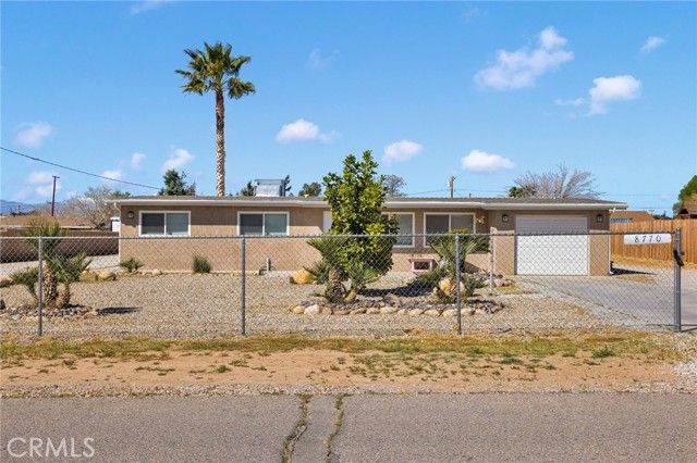 8770 Glendale, Hesperia, CA 92345