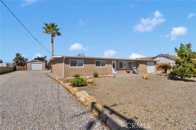 8770 Glendale, Hesperia, CA 92345