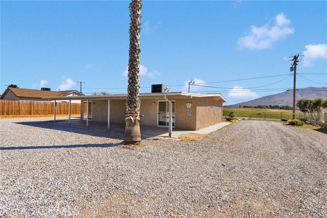 8770 Glendale, Hesperia, CA 92345