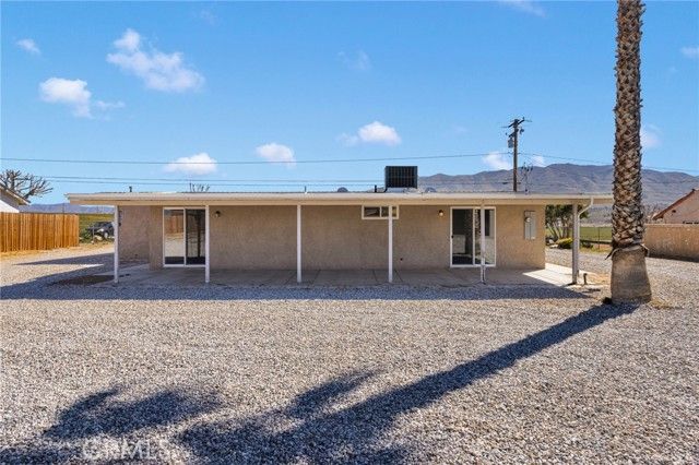 8770 Glendale, Hesperia, CA 92345