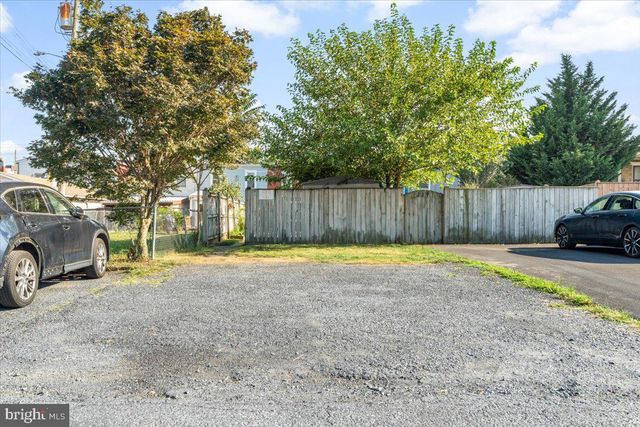 229 E 5TH ST, Frederick, MD 21701