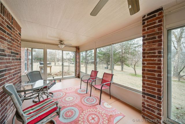 9910 E Shadowlake Lane, Claremore, OK 74017