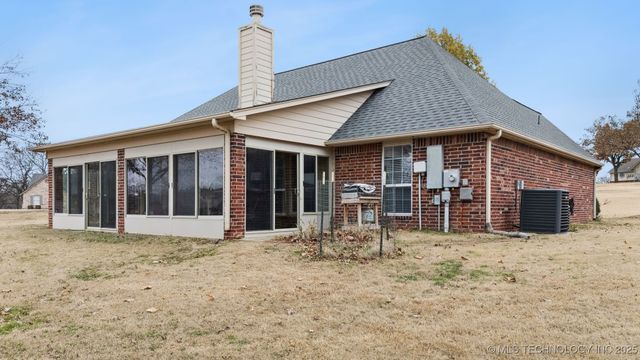 9910 E Shadowlake Lane, Claremore, OK 74017
