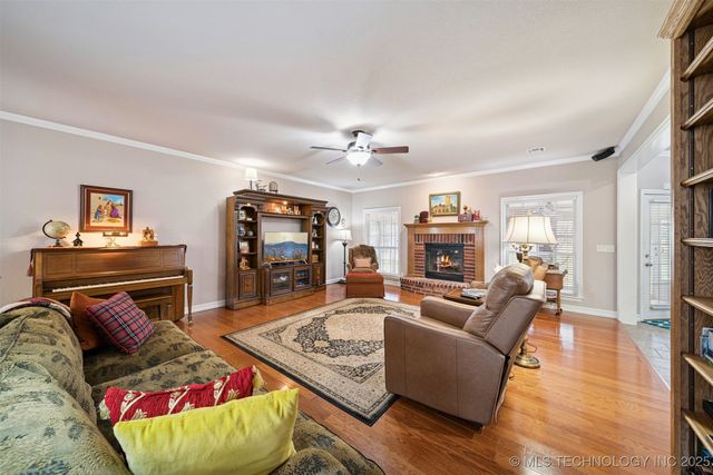 9910 E Shadowlake Lane, Claremore, OK 74017