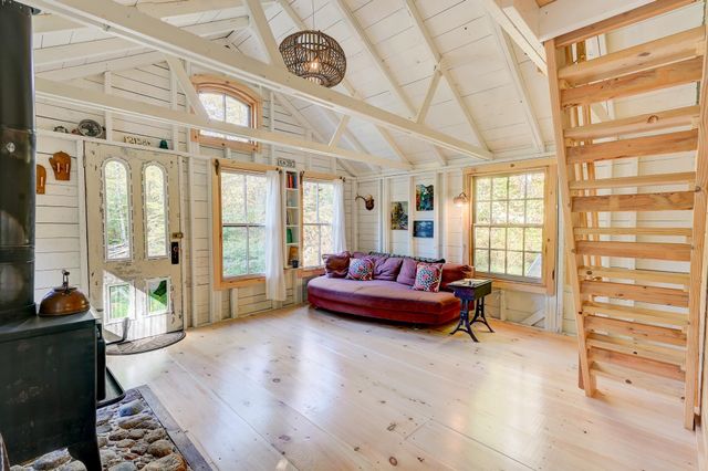 2158 Village Road, Madison, NH 03849