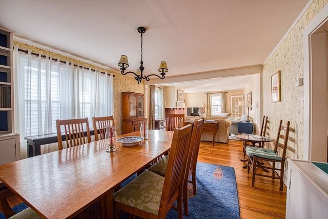69 Maple St, New Bedford, MA 02740