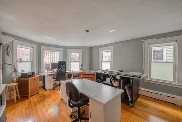 69 Maple St, New Bedford, MA 02740