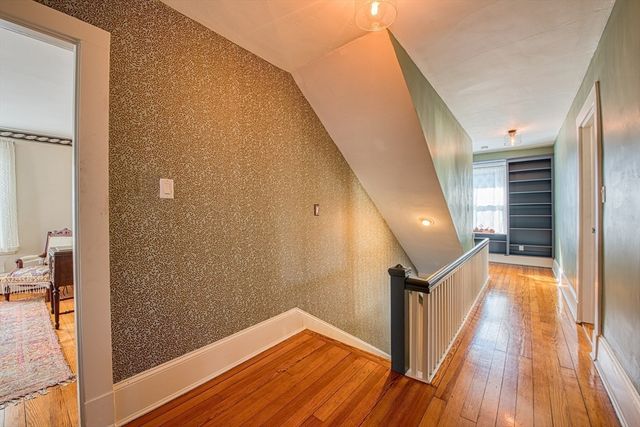 69 Maple St, New Bedford, MA 02740