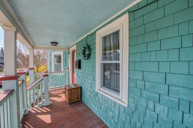 69 Maple St, New Bedford, MA 02740