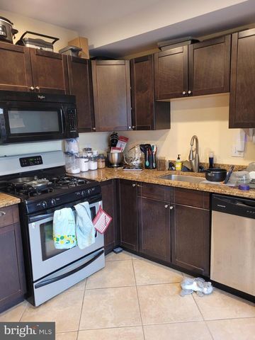 1829 MANTON ST, Philadelphia, PA 19146