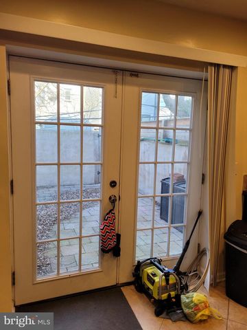 1829 MANTON ST, Philadelphia, PA 19146