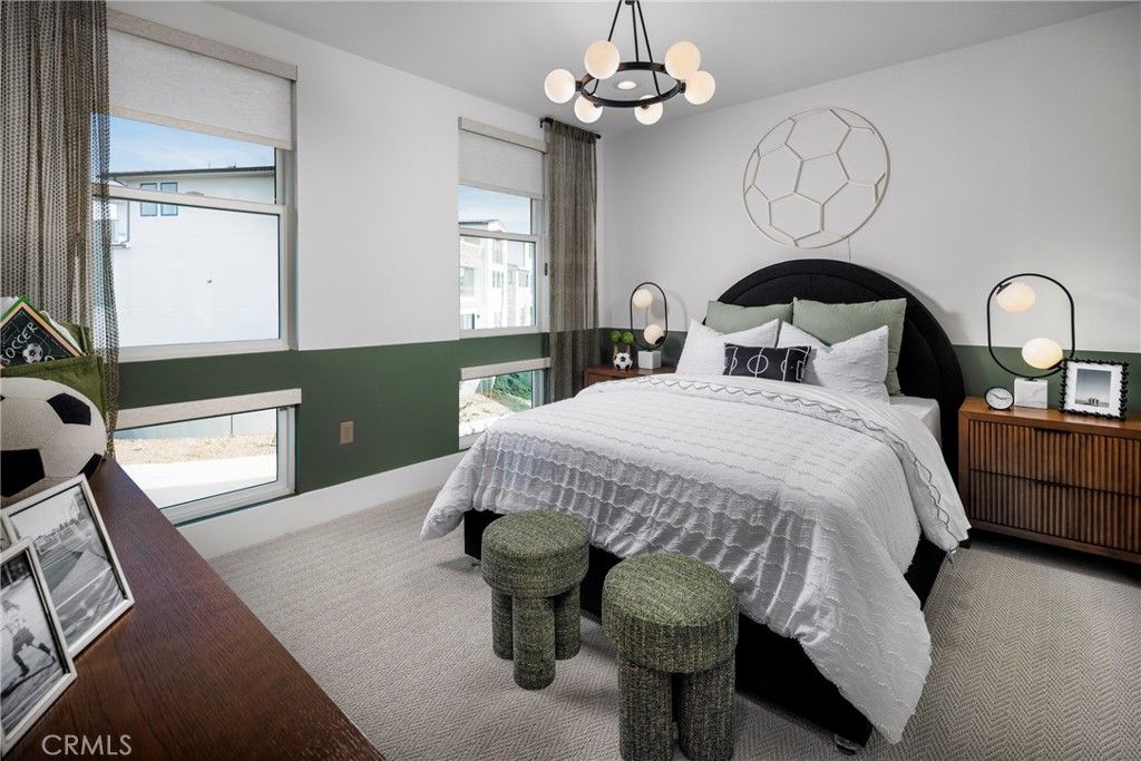 Image 11 of property listing at 109 Apron, Irvine, CA 92618